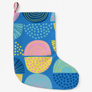 Geometric Nordic: Moderner Abstrakter Hintergrund. Kleiner Weihnachtsstrumpf