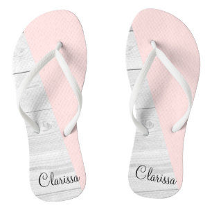 geometrisch aus elegantem kichelweißem pastellrosa flip flops
