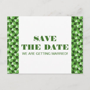 Geometrische Dreiecke Save the Date Postkarte, grü Ankündigungspostkarte