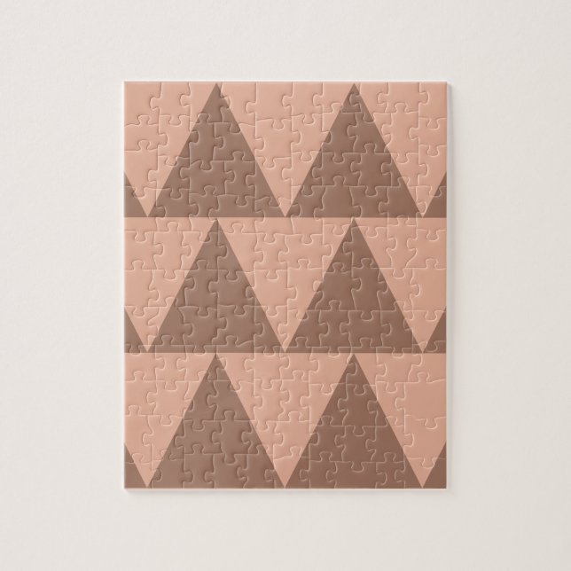 Geometrische große Dreiecke Mocha Mousse Dusty Pin (Vertikal)