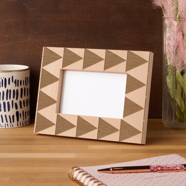 Geometrische große Dreiecke Mocha Mousse Dusty Pin Geätzte Rahmen (Links)