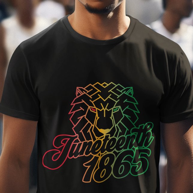 Geometrische Lion des 18. Jahrhunderts T-Shirt (Von Creator hochgeladen)