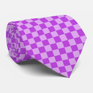 Geometrische Muster in Lila und Helllila Krawatte