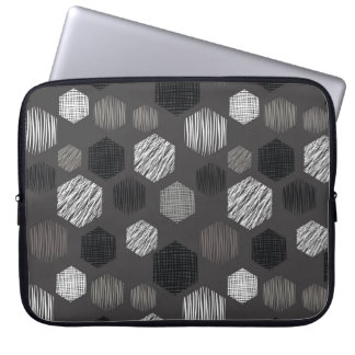 Geometrische Pastelle: Vintages Texturmuster. Laptopschutzhülle