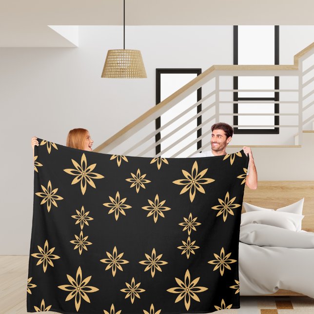 Geometrische, sternähnliche Blume Fleecedecke (Von Creator hochgeladen)
