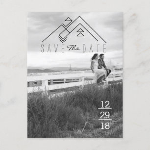 Geometrischer Berg Moderne Save The Date Ankündigungspostkarte