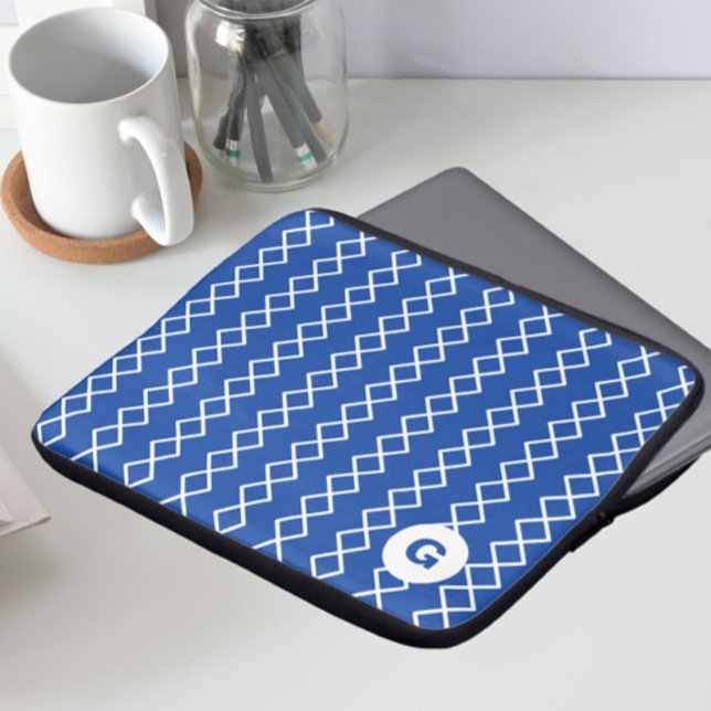 Geometrischer Blue Monogram Laptop Sleeve (Von Creator hochgeladen)