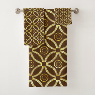 Geometrischer Glitzer aus Gold und Weiß auf Braun Badhandtuch Set