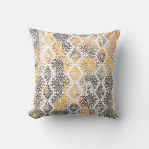 Geometrisches Boho-Stamm: Störendes Muster. Kissen
