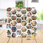 Geometrisches Hexagon-Muster-FotoCollage Getränkeuntersetzer<br><div class="desc">Erstellen Sie Ihren eigenen Foto Collage Untersetzer. Dieses Design verfügt über eine Vorlagenbildanordnung in einem hexagonalen geometrischen Muster</div>