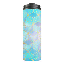 Geometrisches Muster aus eim Glas Thermosbecher