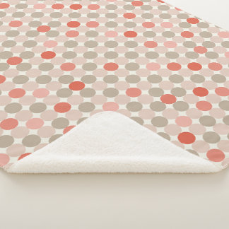 Geometrisches Muster der roten und rosa Polka-Punk Sherpadecke
