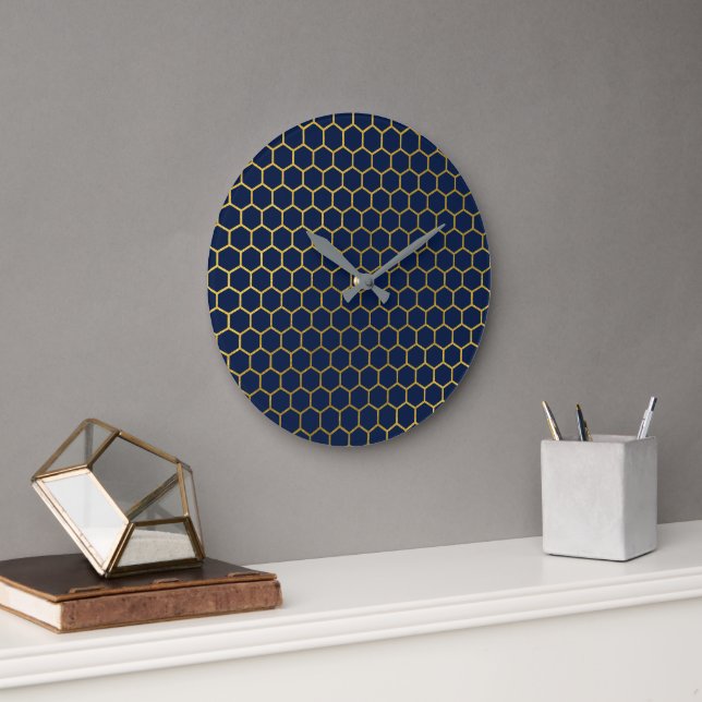 Geometrisches Muster für Navy Blue & Gold Hexagon Große Wanduhr (Büro)