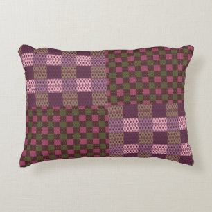 Geometrisches Patchwork-Wurfkissen – Modernes Lila Dekokissen