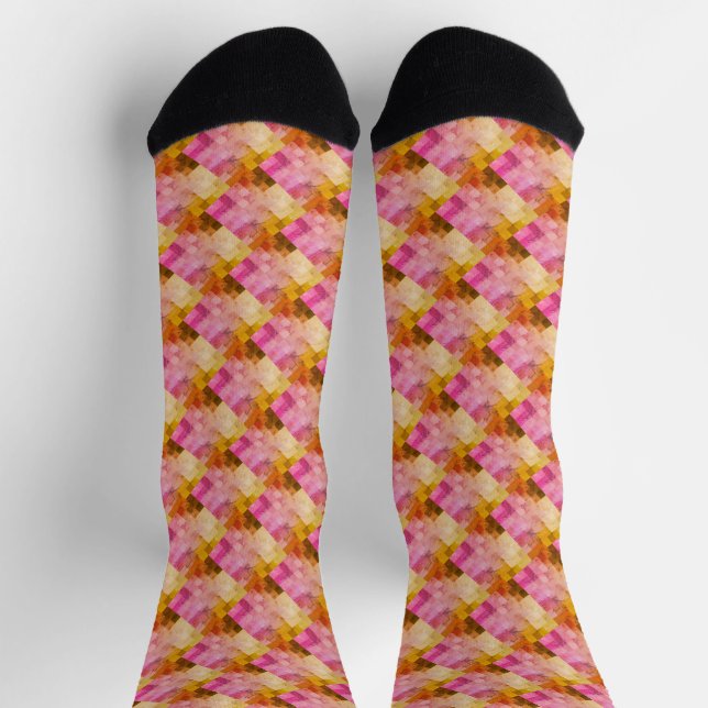 Geometrisches rosa Wasserfarbmuster Socken (Oben)