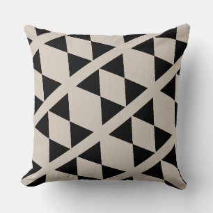 Geometrisches Schwarz und Elfenbeindreieck Moderne Kissen