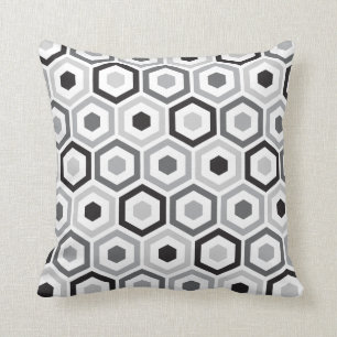 Geometrisches schwarzes Grau des Kissen