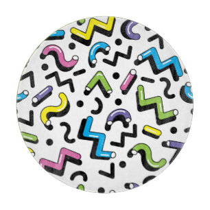 Geometrisches Spiel: Muster der Doodle-Formen Schneidebrett