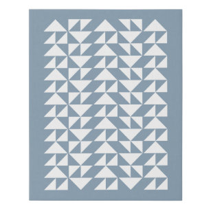 Geometrisches Triangle-Muster in Dusty Blue Künstlicher Leinwanddruck