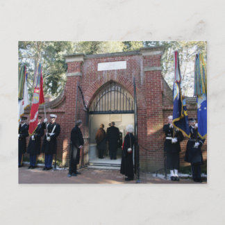 George W. & Laura Bush besuchen Washingtons Grabma Postkarte