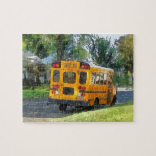 Geparkter Schulbus