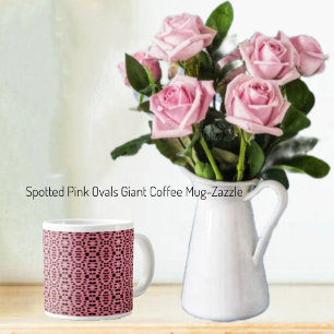 Gepunktet rosa Ovale Jumbo-Tasse