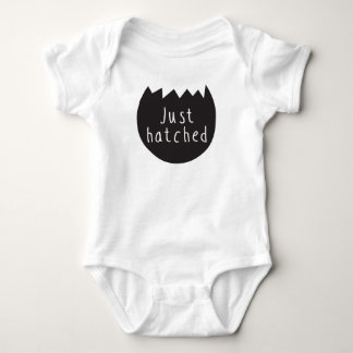 "Gerade ausgebrüteter" Baby-Jersey-Bodysuit Baby Strampler