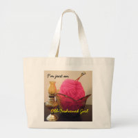 Gerade eine altmodisches Mädchen-strickende Tasche