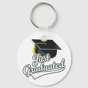 Gerade graduiert!  schlüsselanhänger