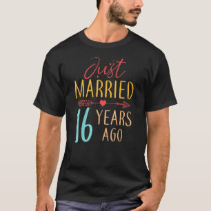 Gerade verheiratet vor 16 Jahren Retro Couple 16. T-Shirt