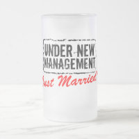 Gerade verheiratete Bier-Tasse | unter neuem