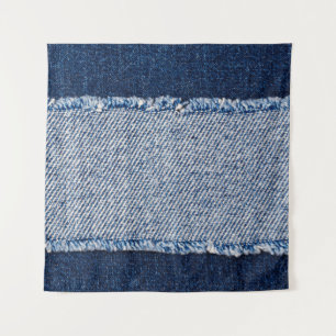 Gerahmte blaue Jeans mit Fransensaum. Wandteppich