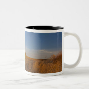 Gerichtsgebäude und Jailhouse Rock nahe Bridgeport Zweifarbige Tasse