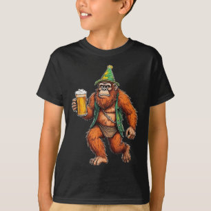 German Bigfoot Sasquatch Beer Lederhose Funny T-Shirt