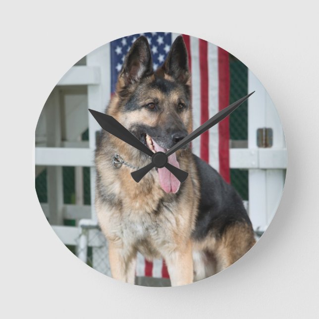 German Shepherd Dog Runde Wanduhr (Vorderseite)
