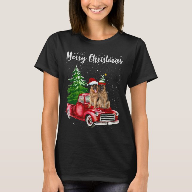 German Shepherd Riding Red Truck Merry Christmas D T-Shirt (Vorderseite)