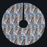 German Shepherd Winter Wonderland Christmas Joy Polyester Weihnachtsbaumdecke<br><div class="desc">Dieses festliche Design spiegelt den fröhlichen Geist der Urlaubssaison wider und besticht durch ein hübsches Jungtier mit einer Weihnachtsmannmütze. Der Hund ist eingebettet in ein winterliches Wunderland, mit einem Schneemann, einem dekorierten Weihnachtsbaum und wunderschön verpackten Geschenken. Schneeflocken fallen sanft ab und geben der Szene eine magische Touch, während die lebhaften...</div>