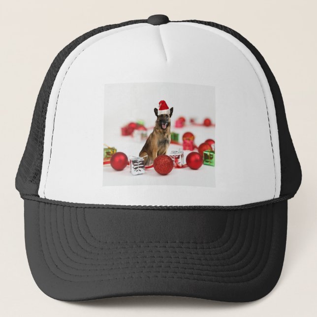 German Shepherdog w Christmas Gifts Weihnachtsmann Truckerkappe (Vorderseite)