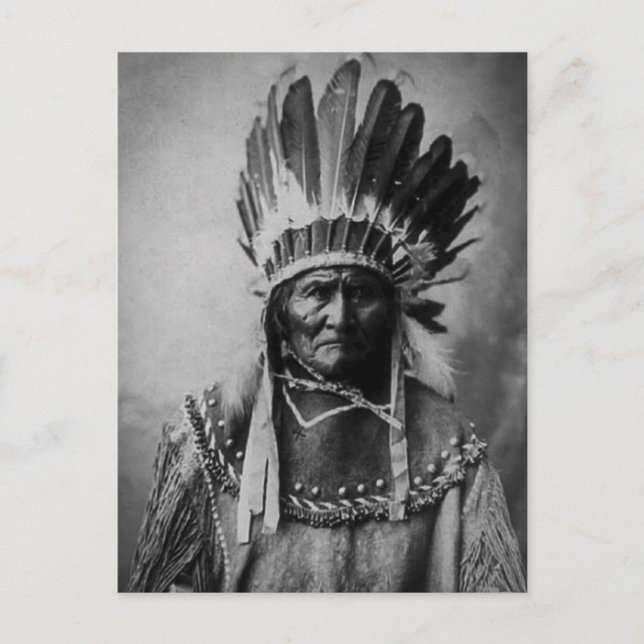 Geronimo im Kopfkleid Postkarte (Vorderseite)
