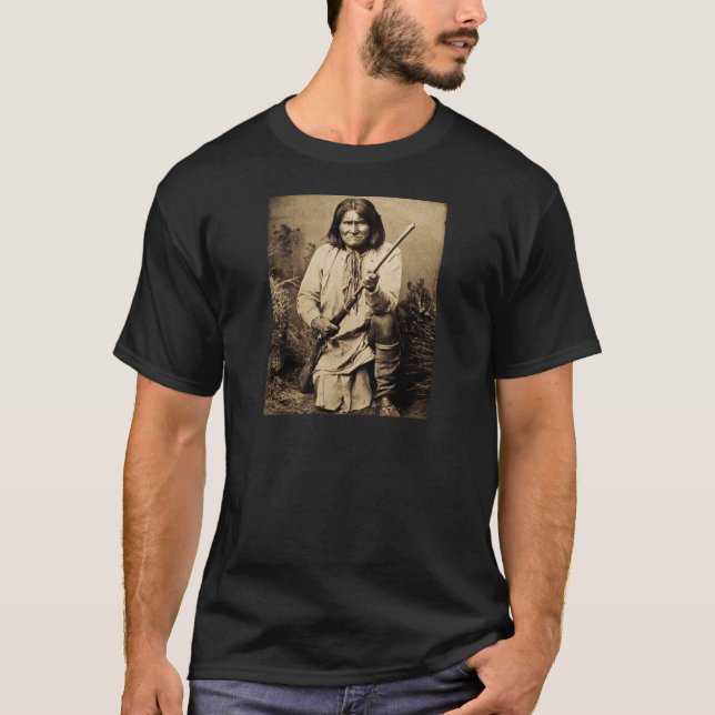 Geronimo mit Gewehr 1886 T-Shirt (Vorderseite)