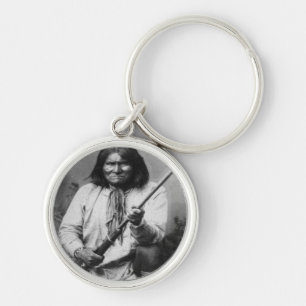 'Geronimo mit Gewehr beim Ready Schlüsselanhänger
