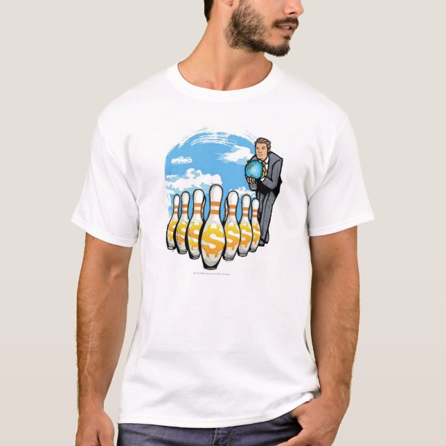 Geschäftsmann-Bowling eine Kugel in Richtung zu T-Shirt (Vorderseite)