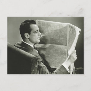 Geschäftsmann liest Zeitung Postkarte
