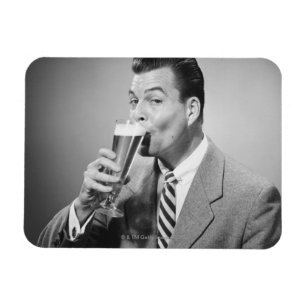 Geschäftsmann trinkt Bier Magnet