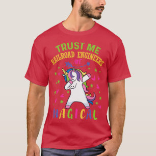 Geschenk des niedlichen Eisenbahningenieurs Unicor T-Shirt