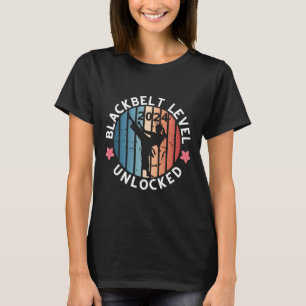 Geschenk für Frauen mit schwarzem Gürtel T-Shirt