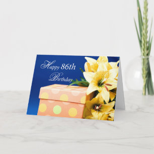 Geschenk und Lilien für 86 Jahre Karte