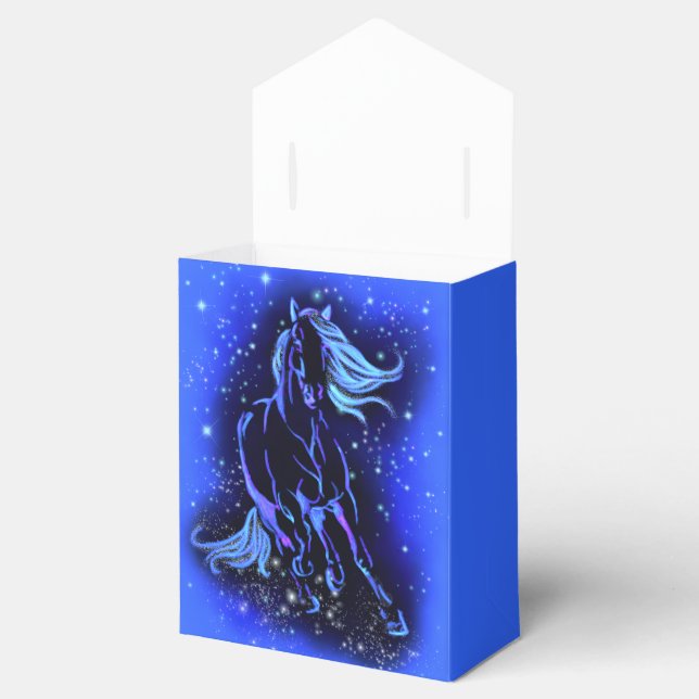 Geschenkboxen von Pferden in blauer Mondlicht Geschenkschachtel (Geöffnet)