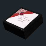Geschenkboxen zum 40. Hochzeitstag<br><div class="desc">Ein Digitalbcon-Bilderdesign mit einem Ruby Red-Motiv mit einer Vielzahl von individuellen Bildern, Formen, Mustern, Stilen und Schriftart in dieser einzigartigen "Ruby Wedding Anniversary"-Geschenkboxen. Dieses ansprechende und elegante Design wird mit maßgeschneiderten Textschriften zum Anzug Ihres eigenen besonderen Anlasses ergänzt und ist das perfekte Geschenk für dieses perfekte Paar, das diesen Meilenstein...</div>