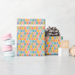 Geschenkpapier für Baby und Kinder im Retro-Stil.